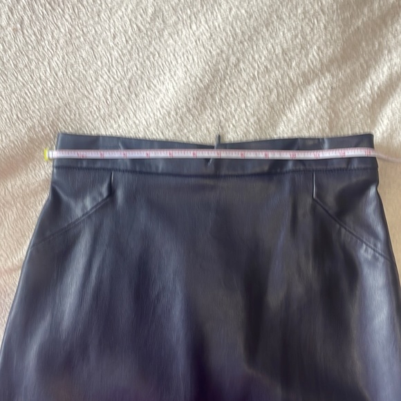 Navy Women’s Pencil Skit - Picture 9 of 11